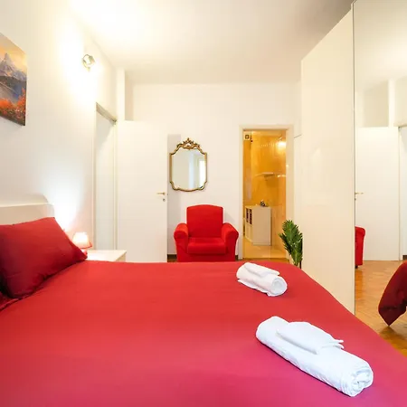1' - Center - 2' To Station - Wifi Apartamento Lecco