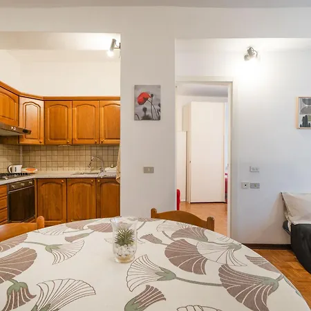 Apartamento 1' - Center - 2' To Station - Wifi