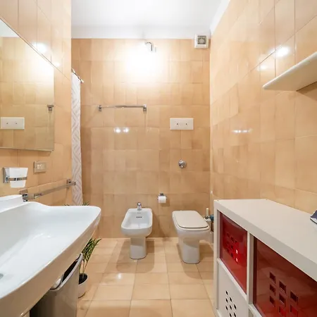 Apartamento 1' - Center - 2' To Station - Wifi