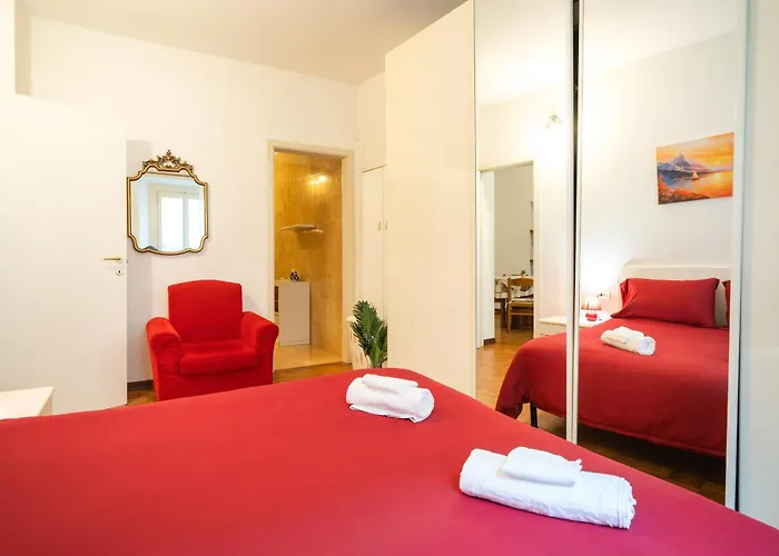 Apartment 1' - Center - 2' To Station - Wifi