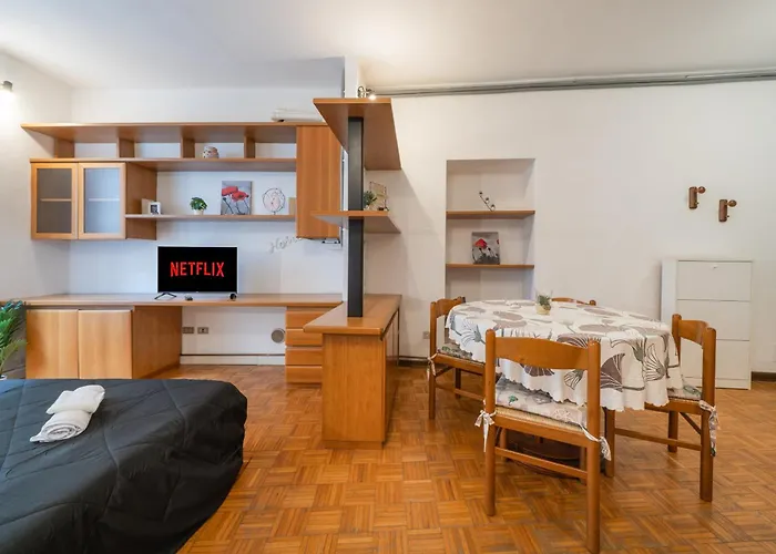 Apartment 1' - Center - 2' To Station - Wifi *