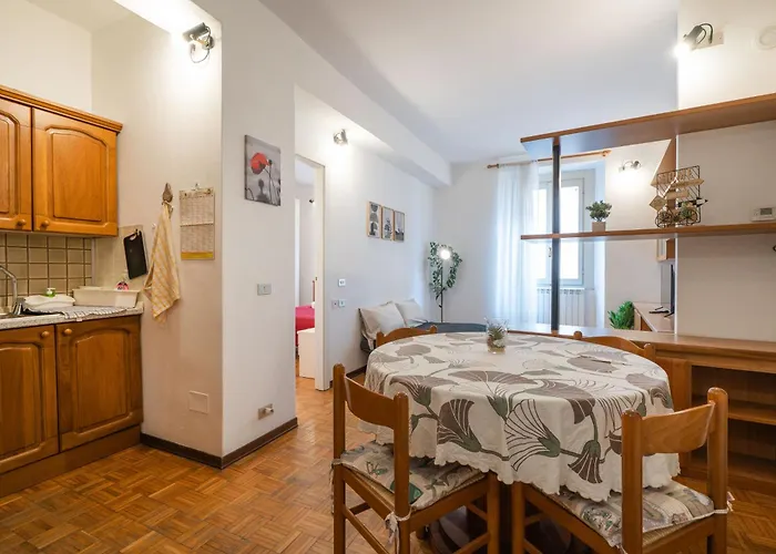 1' - Center - 2' To Station - Wifi * Lecco