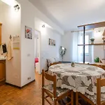1' - Center - 2' To Station - Wifi * Lecco