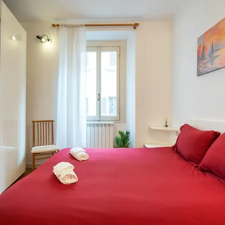 1' - Center - 2' To Station - Wifi Apartamento *